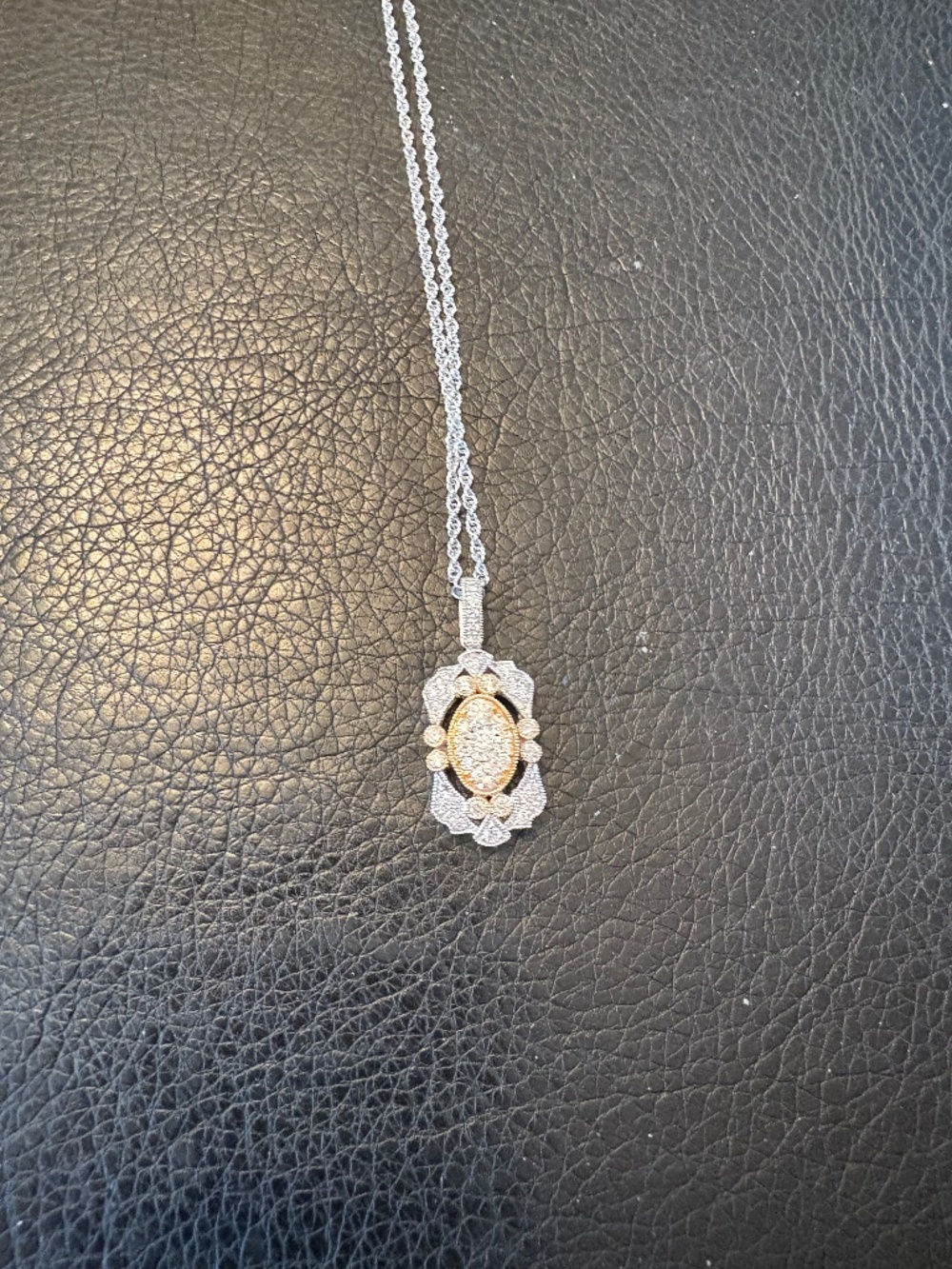 14k white gold pendant